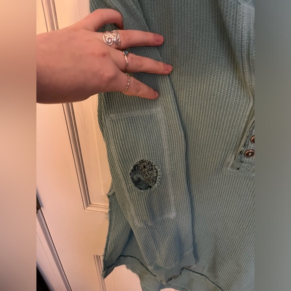 Free people top size large - Picture 2 of 4